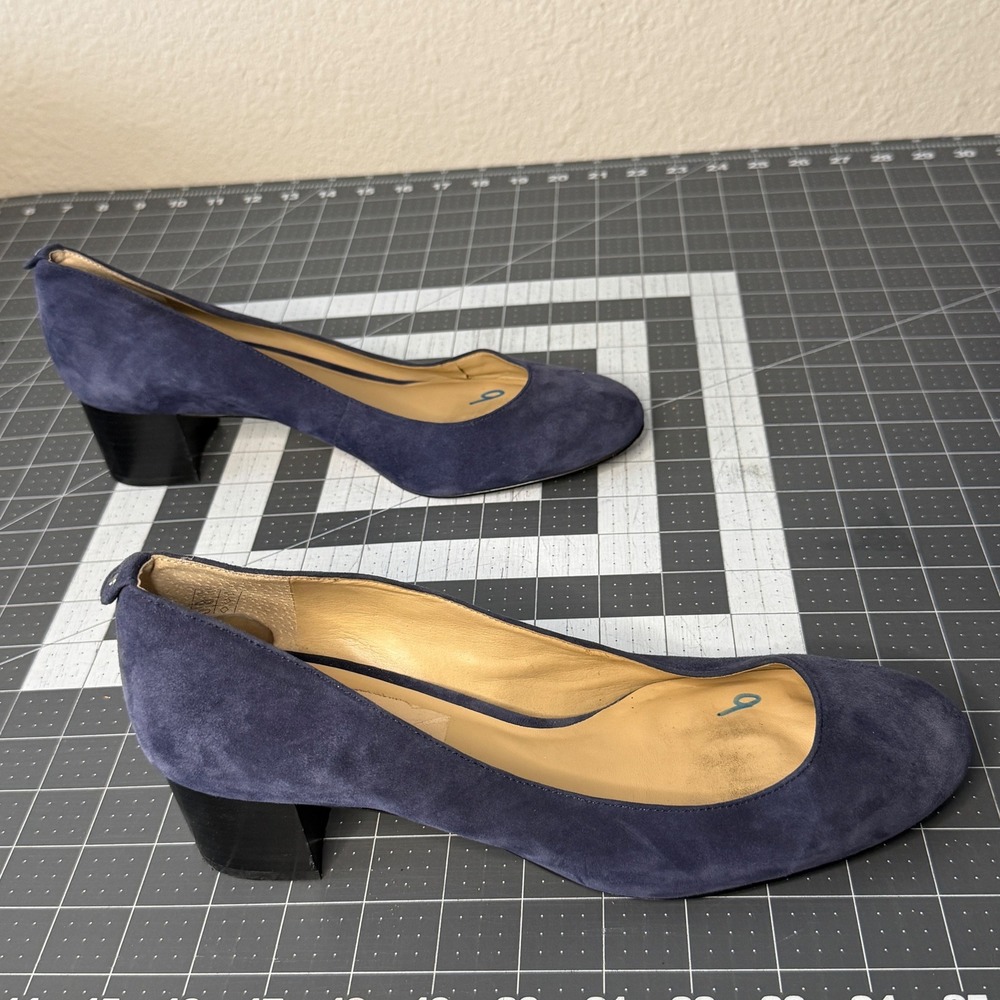 LandsEnd Womens 9B Navy Blue Suede Block Heel Pumps Shoes Career Capsule Classic - Picture 3 of 5